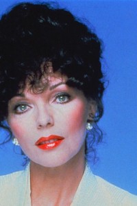 Tak teraz wygląda Joan Collins z serialu "Dynastia". Wkrótce skończy 91 lat!