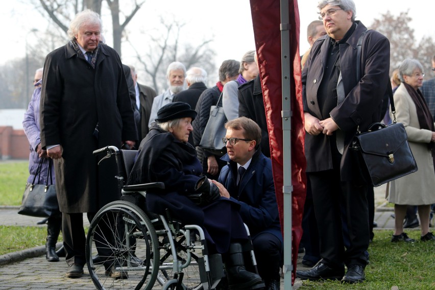 Profesor spoczął na cm. Rakowickim