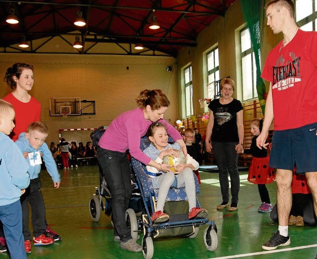 Uczniowie ośrodka świętowali na sportowo