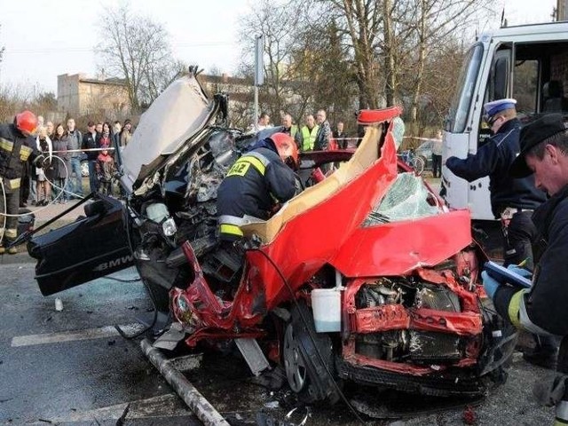 Wypadek na rondzie Toruńskim wstrząsnął Bydgoszczą.