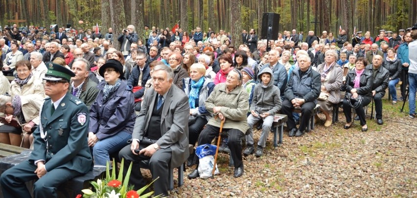 Uczcili pamięć kilkunastu tysięcy pomordowanych w Lesie Piaśnickim [ZDJĘCIA]