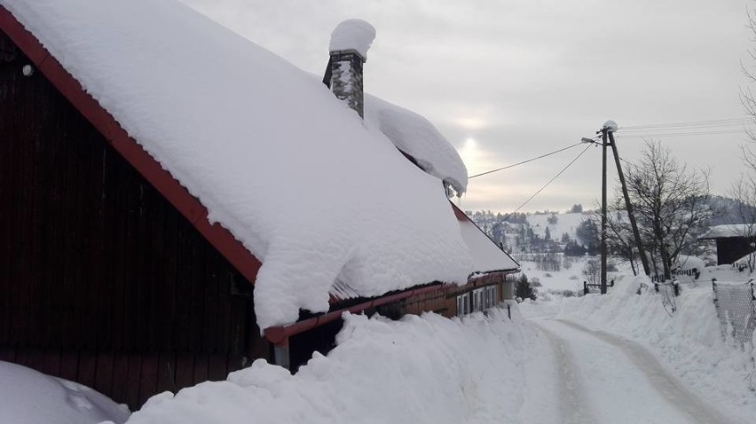 Zima w Zwardoniu 2019 jest śnieżna i mroźna. W Beskidach...