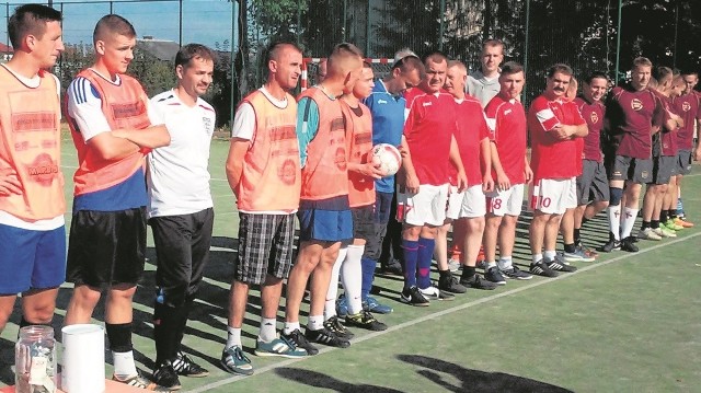  Uczestnicy turnieju piłkarskiego „Małe Serduszko”, który został rozegrany we Włoszczowie.