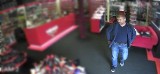 Ukradł z sex shopu w Gdańsku akcesoria o wartości 2,5 tys. zł. Policja publikuje wizerunek mężczyzny, który może mieć związek ze sprawą