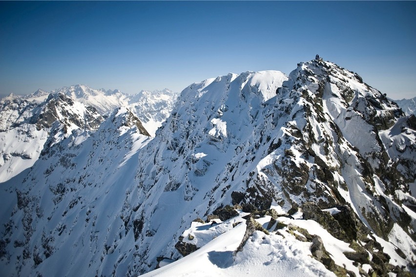 Atak zimy. Rośnie zagrożenie lawinowe w Tatrach