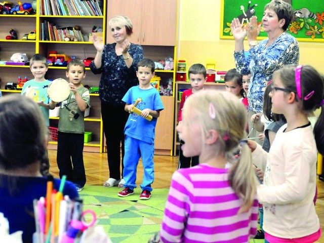 Dzieci, które uczęszczają do danego przedszkola, będą miały także zapewnione w nim miejsce w przyszłym roku szkolnym.