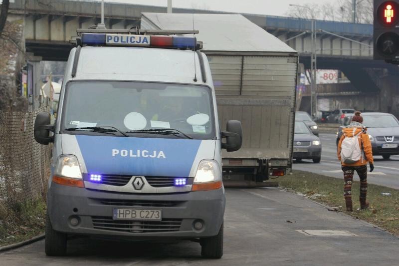 Wypadek na skrzyżowaniu Legnickiej i Stacyjnej