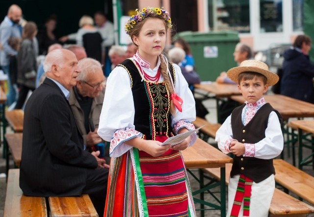 W Sławnie odbyła się inauguracja Zachodniopomorskich Dni Dziedzictwa. Był festyn, koncerty i stoiska degustacyjne. Zobaczcie nowe zdjęcia z festynu.Zobacz także Wakacjada w Sławnie