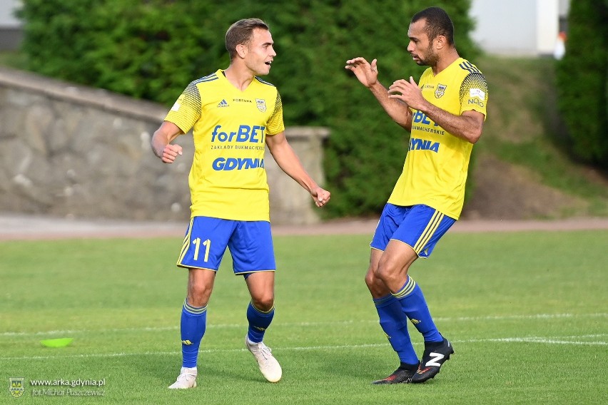 GKS Jastrzębie - Arka Gdynia (28.08.2020). Żółto-niebiescy zwyciężyli różnicą czterech bramek potwierdzając tylko swoje aspiracje 