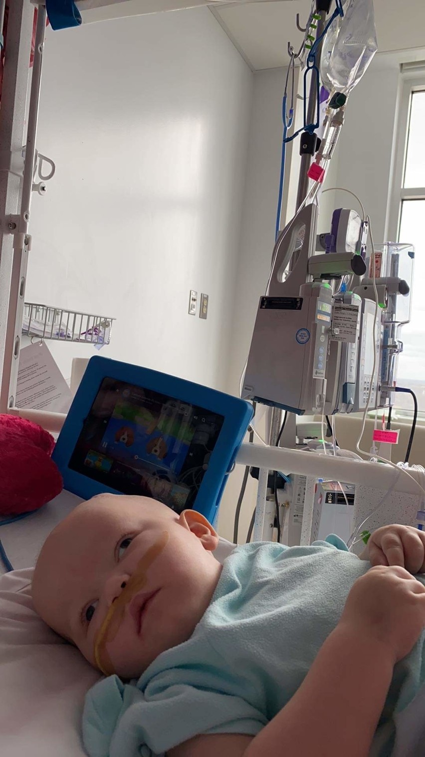 Hania Terlecka z Kielc zakończyła trzeci cykl chemioterapii. Leczenie powoduje szereg dolegliwości, ale mała wojowniczka jest "turbodzielna"