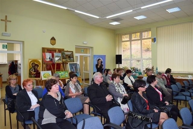 Podsumowująca konferencja w sali konferencyjnej Starostwa Powiatowego w Starachowicach