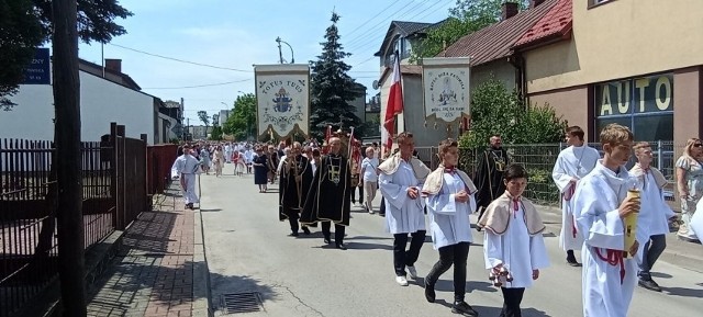 Tak wyglądała procesja parafii Trójcy Świętej w Boże Ciało w 2022 roku.