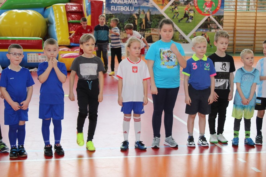 Opatowska Akademia Futbolu została zainaugurowana. Na otwarciu był trening pokazowy. Zobacz zdjęcia