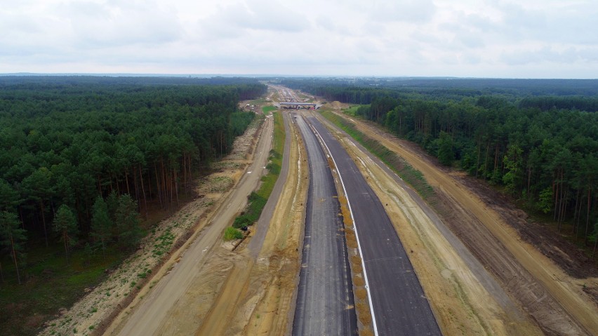 Za kilka miesięcy kierowcy pojadą nowymi odcinkami drogi ekspresowej S19 z Niska do Sokołowa Małopolskiego. Ukończenie prac coraz bliżej