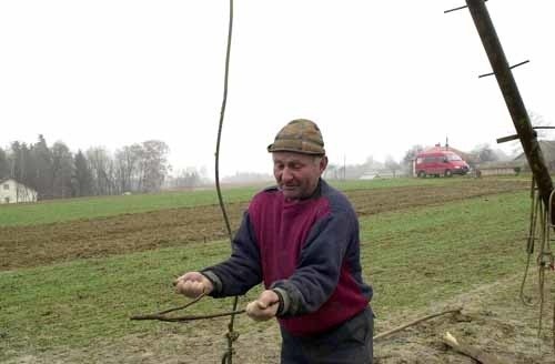 Jan Gogola zachowuje się jak prawdziwy różdżkarz