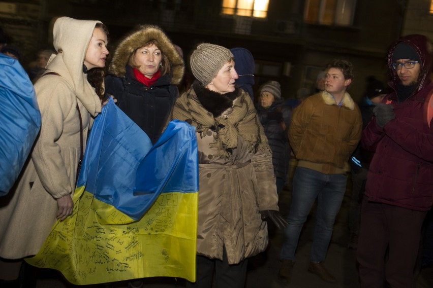 Kraków. Manifestacja pod konsulatem Rosji. Ukraińcy: zatrzymajmy wojnę