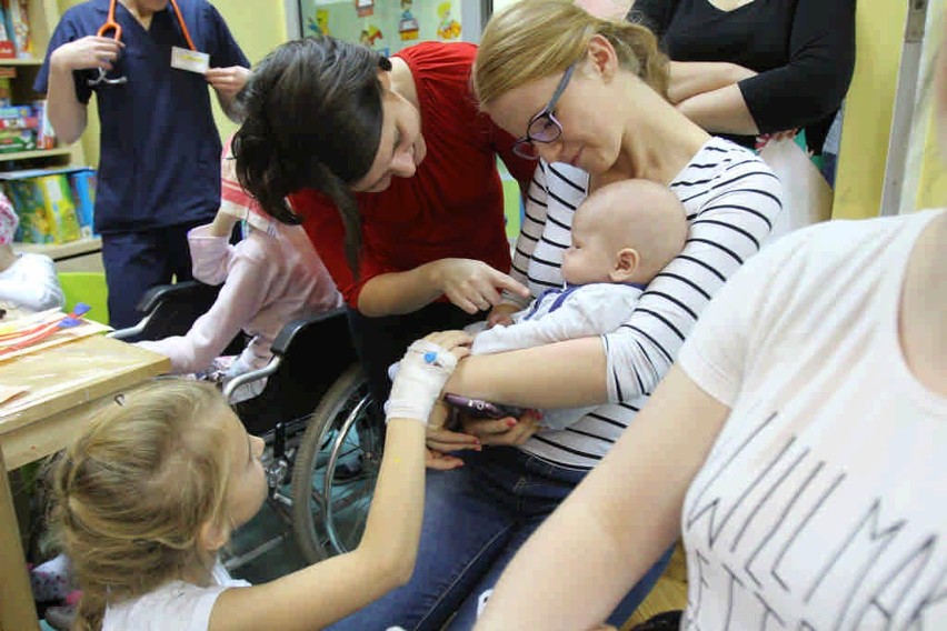 Małgorzata Kożuchowska w Górnośląskim Centrum Zdrowia...