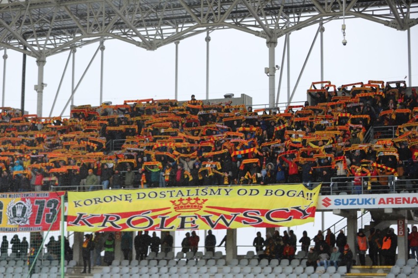 Byliście na Świętej Wojnie na Suzuki Arenie? Szukajcie się na zdjęciach! Korona Kielce wygrała prestiżowy mecz z Radomiakiem 2:1!