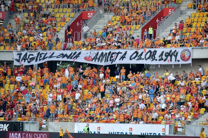 Kibice na meczu Jagiellonia Białystok - Arka Gdynia [GALERIA]