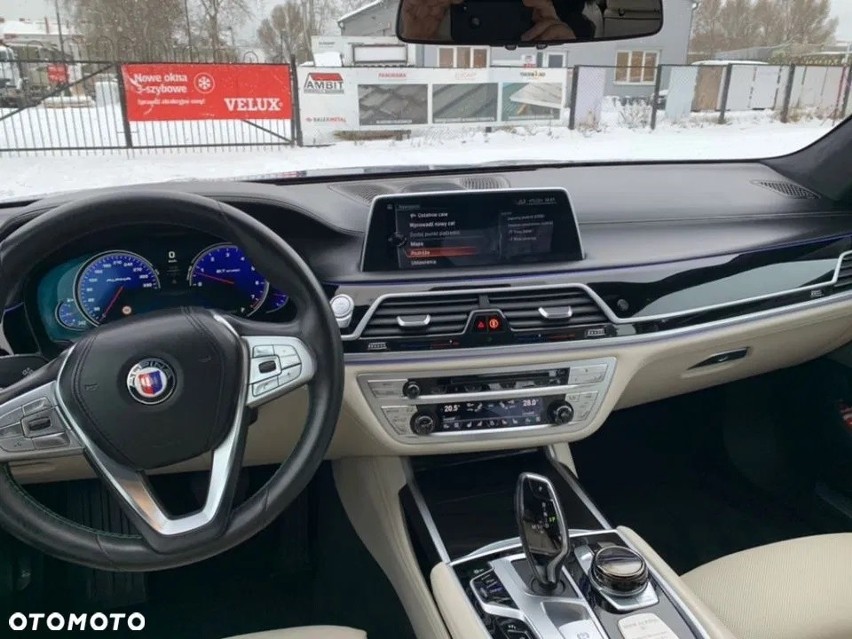 BMW Seria 7 G11
2017  71 000 km  Benzyna  Sedan 
444 000 PLN