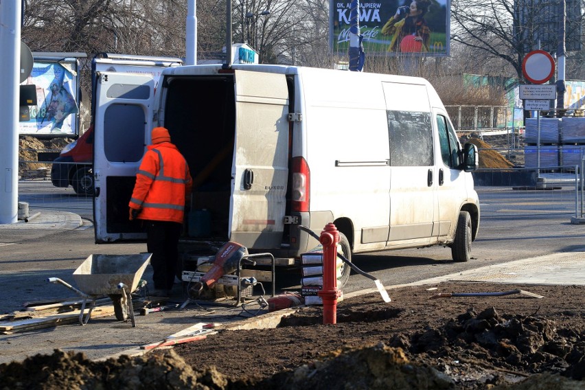 Hubska: Tak wygląda porzucona ulica w centrum. Co dalej? (ZDJĘCIA)