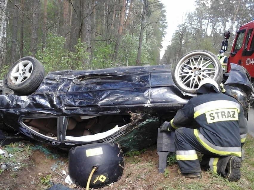 Knorydy. Tragiczny wypadek. Kierowca osobówki nie żyje