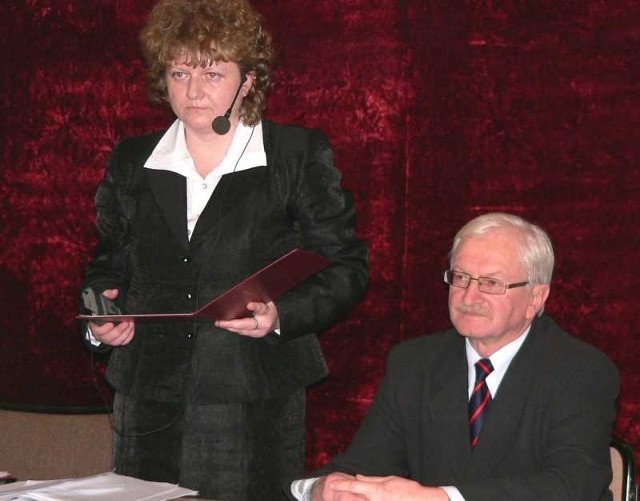 Justyna Nurek została pierwszą w historii kobietą - przewodniczącą buskiej Rady Miejskiej.