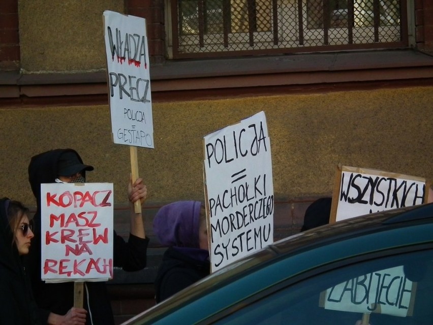 Poznań: Protest anarchistów przeciw brutalności policji