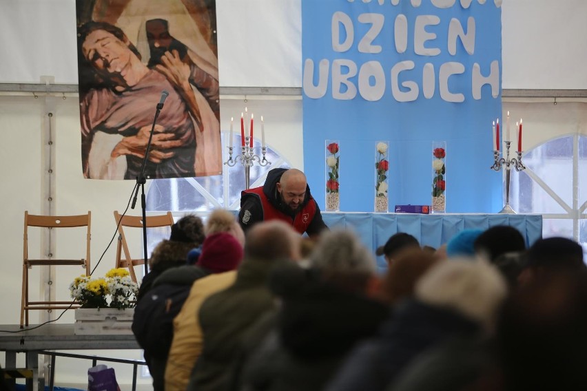 II Światowy Dzień Ubogich oraz I urodziny Zupy w Katowicach