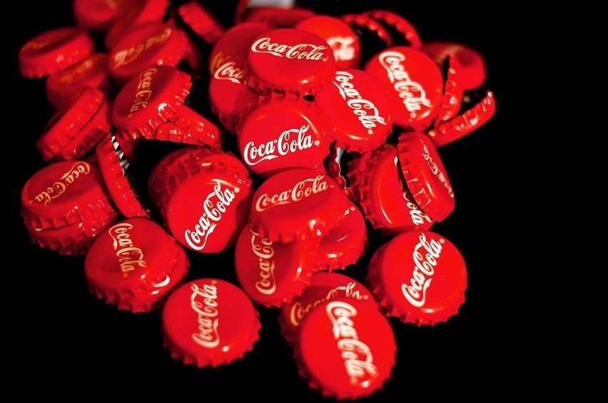 Coca-Cola to jedna z najbardziej znanych i rozpoznawalnych...
