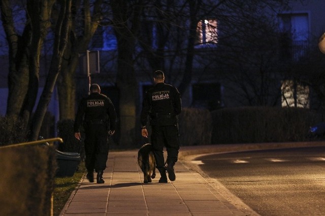 W środę, 4 kwietnia, około godziny 23 w Zielonej Górze doszło do napadu na Żabkę. Sprawca ukradł utarg.