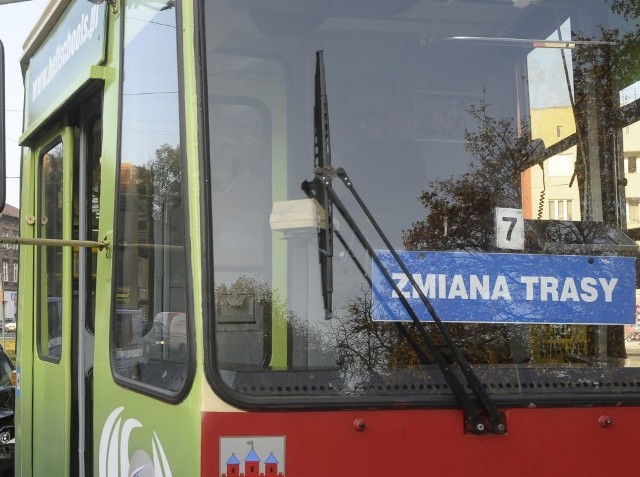 Potrącenie pieszego przez tramwaj w Bydgoszczy.