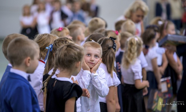 Rozpoczęcie roku szkolnego 2019/20 w szkole podstawowej nr 2 w Oleśnie