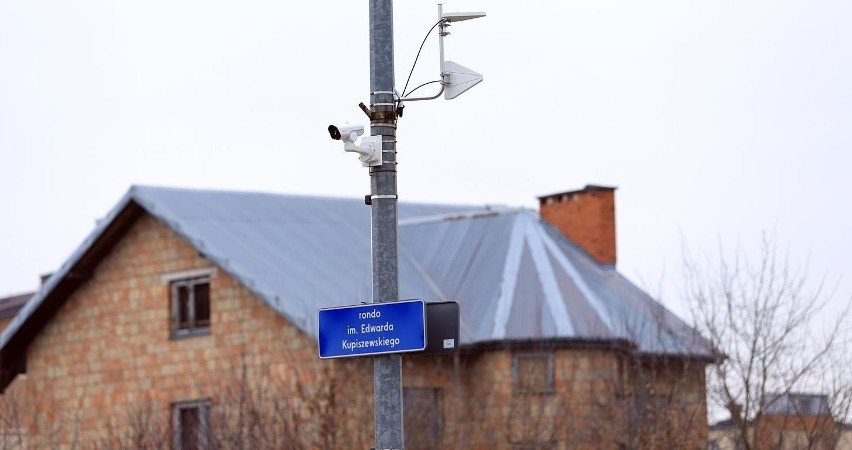 Monitoring w Ostrołęce. Nowe kamery pojawiły się na dziewięciu skrzyżowaniach. Zdjęcia