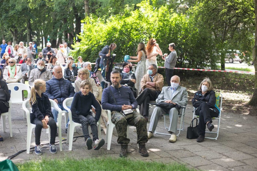 Muzyka, show i zagadki. Garden Party u Karola w Słupsku (zdjęcia)