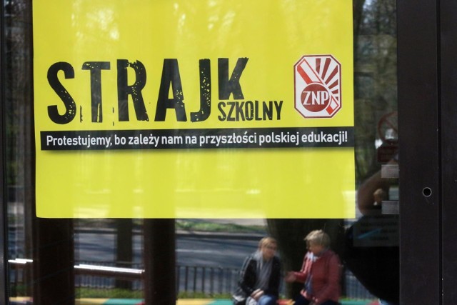 W Krośnie mimo strajku egzaminy gimnazjalne odbędą się we wszystkich szkołach.