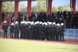 Starcia kibiców z policją w Sandomierzu podczas meczu Pucharu Polski [ZDJĘCIA]
