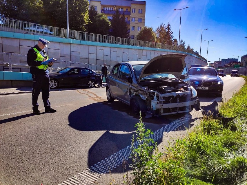 Białystok. Wypadki na Alei Niepodległości. Dwie kobiety trafiły do szpitala [ZDJĘCIA]