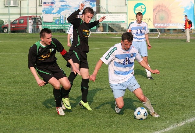 Sobotni mecz piłkarzy Siarki Tarnobrzeg z Unią Nowa Sarzyna może się nie odbyć.