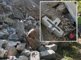 Znaleźli krzyż na wysypisku śmieci w gminie Górno. Mieszkańcy oburzeni 