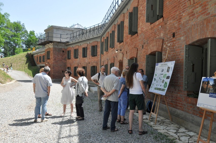 Kraków. Piknik rodzinny w forcie, który zamienia się w muzeum harcerstwa