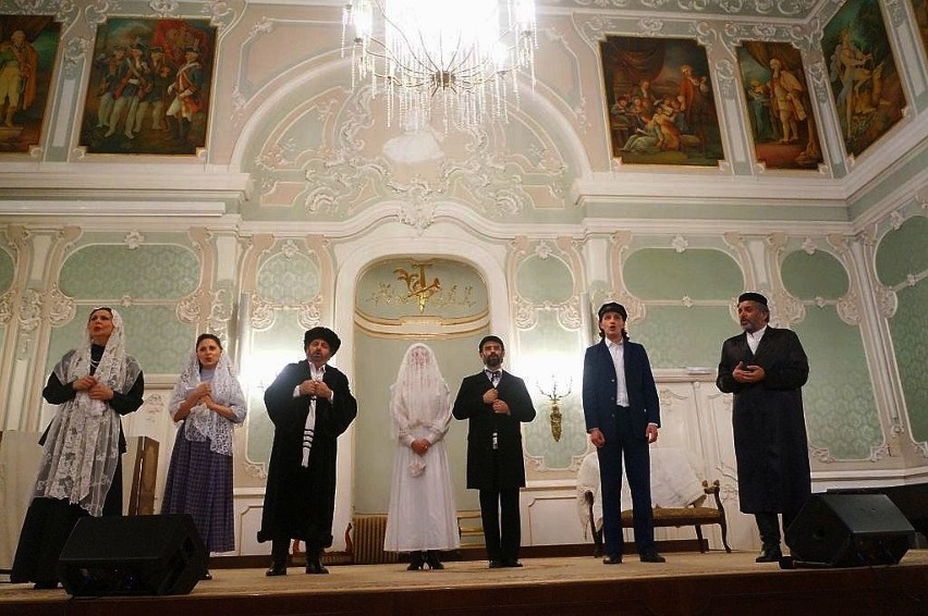 Pałac Branickich. Aula Magna. Teatr Żydowski, spektakl...