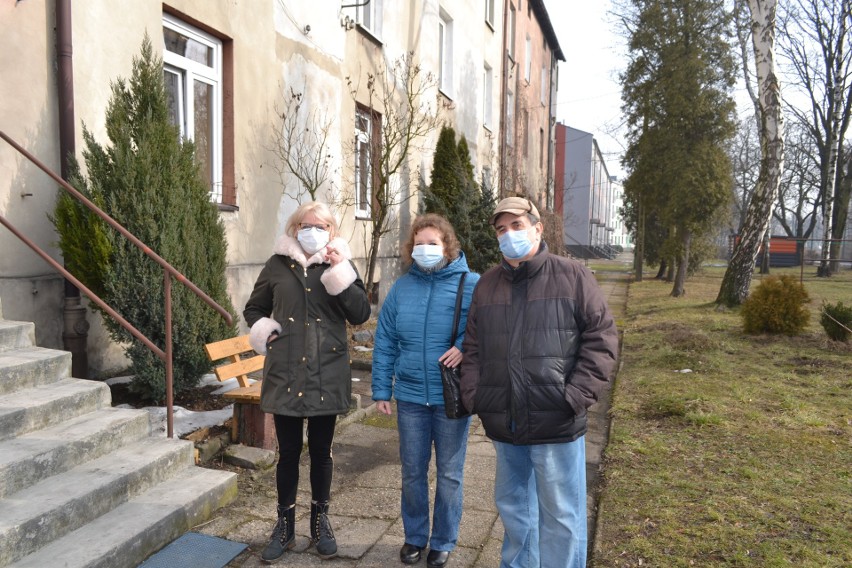 Blok przy ulicy Podjazdowej 14 w Sosnowcu wyróżnia się na...