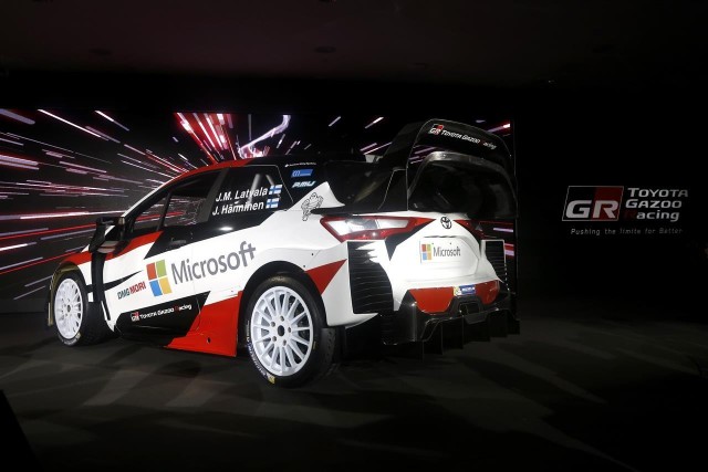 Toyota Gazoo Racing zaprezentowała nowego Yarisa WRC oraz pełny skład zespołu, który wystartuje w sezonie 2017 Rajdowych Mistrzostw Świata. Dwa samochody Toyoty poprowadzą Jari-Matti Latvala i Juho Hänninen. Zespołem kieruje 4-krotny mistrz świata, Tommi Mäkinen.Fot. Toyota