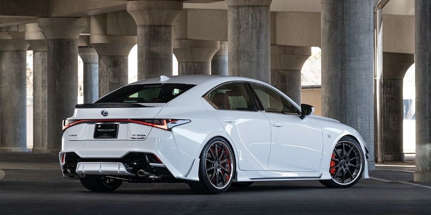 Lexus IS...