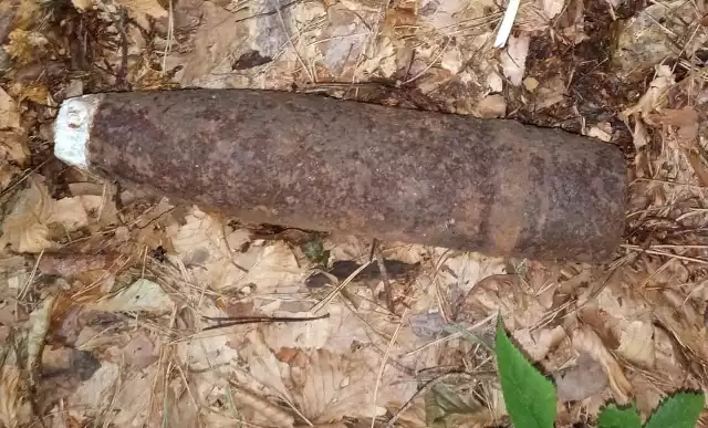 Pocisk artyleryjski znaleziony w Zalasiu w gminie Krzeszowice