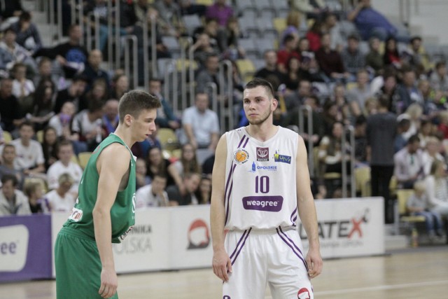 Wojciech Leszczyński (nr 10), jeden z reprezentantów Politechniki Opolskiej w finałach AMP.