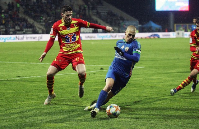Jagiellonia w tym sezonie dwukrotnie mierzyła z Miedzią Legnica. Bilans tych starć to zwycięstwo 3:0 i porażka 2:3