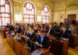 LVII sesja Rady Miasta Gdańska. Przyjęto poprawioną uchwałę Wieloletniej Prognozy Finansowej