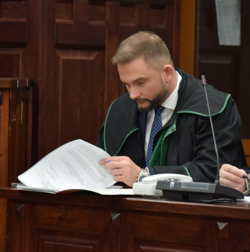 Kolejny dzień procesu Piotra Ogrodniczuka. Sędzia...